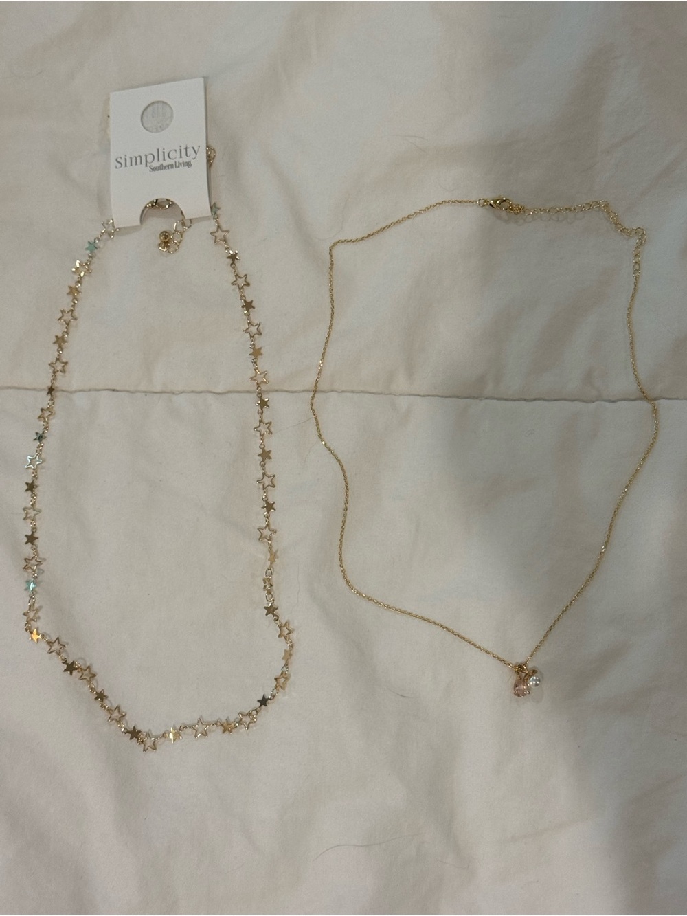 Simplicity Gold Star Link Necklace